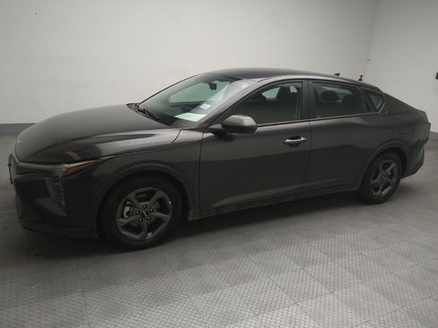 Used 2025 Kia K4 FWD image 2