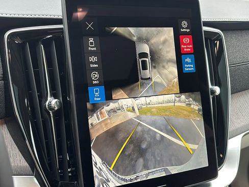 New 2026 Volvo XC90 B6 Ultra image 21