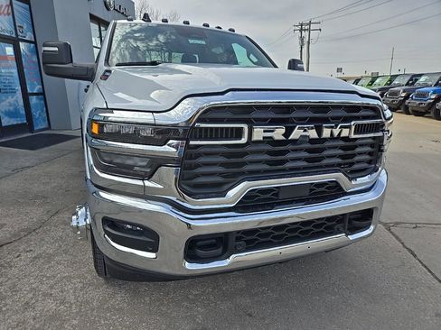 New 2026 RAM 3500 Tradesman image 18