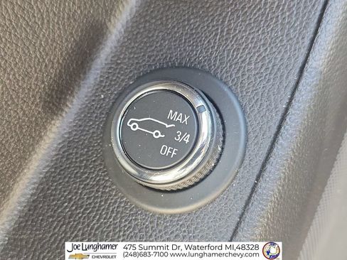 Certified 2020 Chevrolet Traverse LT FWD image 25