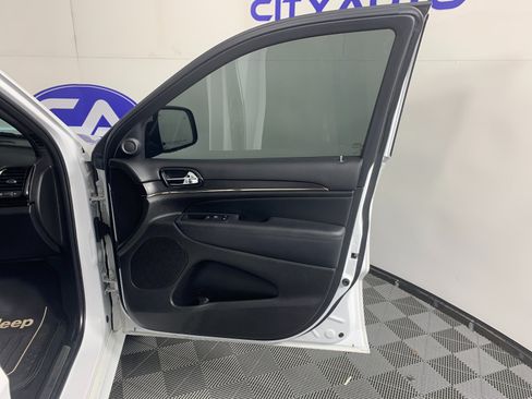 Used 2020 Jeep Grand Cherokee High Altitude RWD image 37
