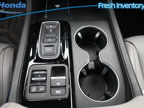 Used 2024 Honda Pilot Touring image 30