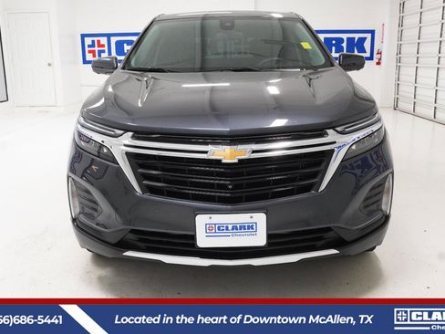 Used 2022 Chevrolet Equinox LT FWD image 2