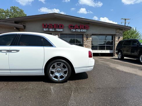 Used 2011 Rolls-Royce Ghost image 15