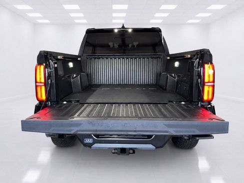 Used 2024 Toyota Tacoma TRD Pro AWD/4WD image 10