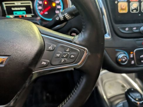 Used 2018 Chevrolet Malibu LT w/ Redline Edition image 18