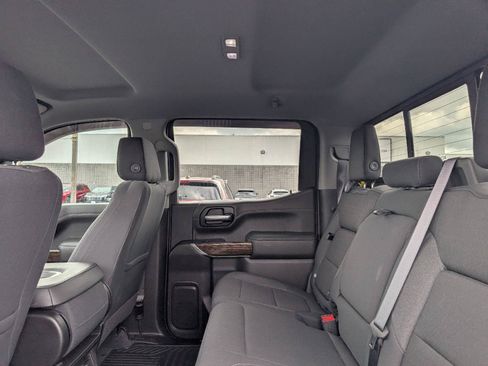 Used 2020 GMC Sierra 1500 SLE w/ SLE Value Package AWD/4WD image 9
