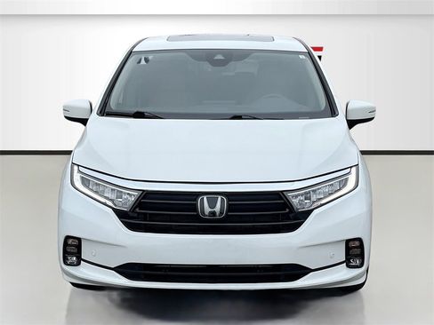 Used 2023 Honda Odyssey Touring image 2