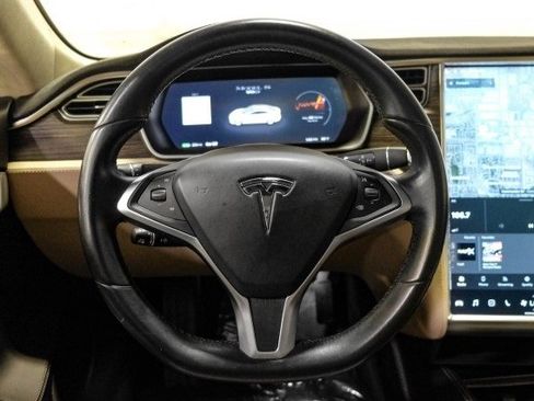 Used 2015 Tesla Model S 85D image 15