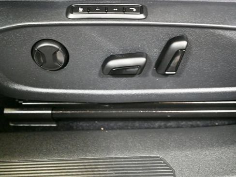 Used 2023 Volkswagen ID.4 Pro S AWD/4WD image 43