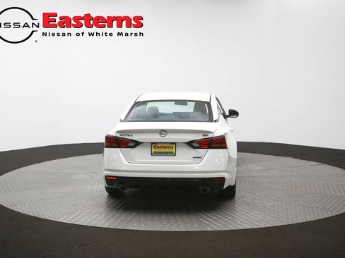 Used 2024 Nissan Altima 2.0 SR FWD image 36