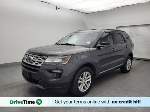 Used 2018 Ford Explorer XLT w/ Equipment Group 202A AWD/4WD image 1