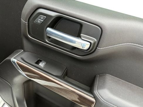 Used 2022 Chevrolet Silverado 1500 RST w/ Safety Package AWD/4WD image 14