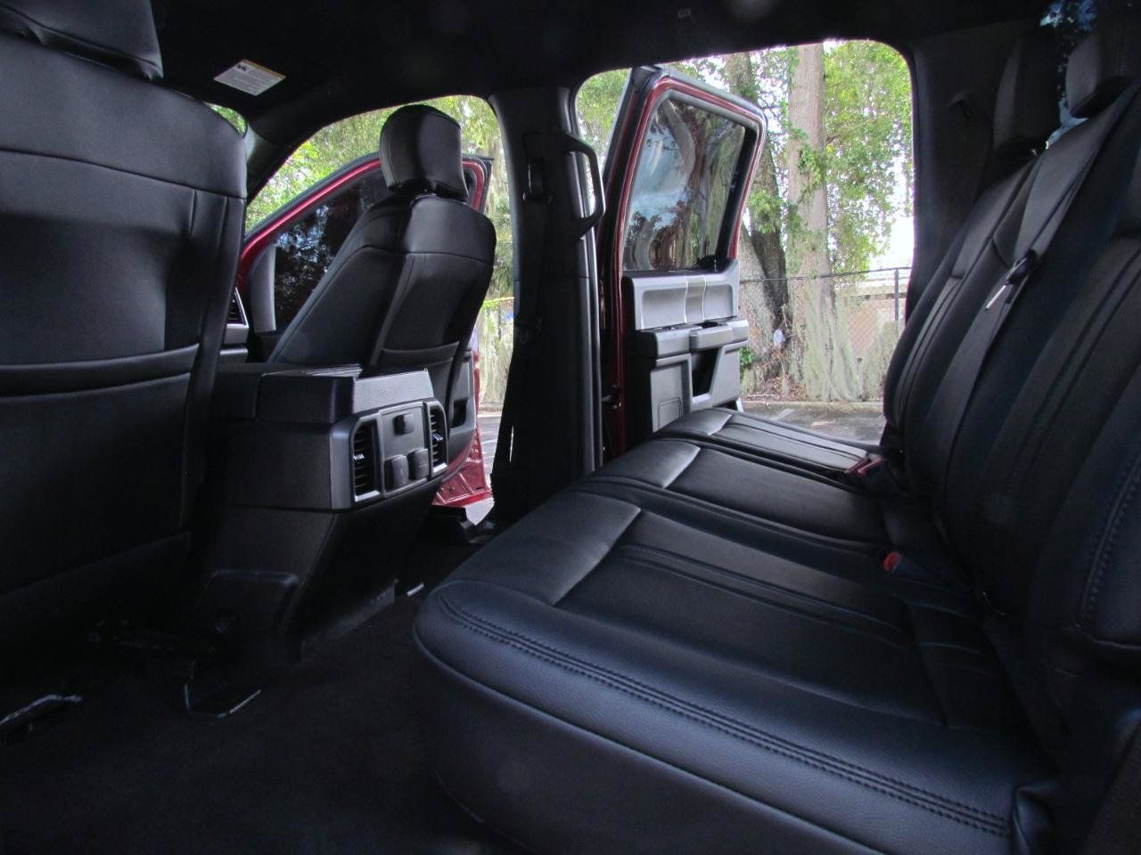 Used 2019 Ford F150 XLT w/ Equipment Group 302A Luxury AWD/4WD image 19