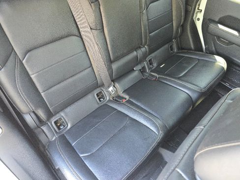 Used 2021 Jeep Gladiator Overland AWD/4WD image 16