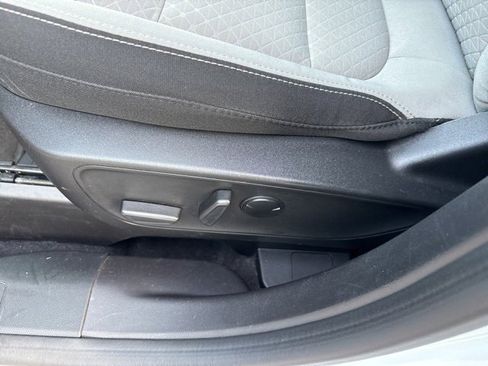 Used 2023 Ford Escape Active image 24