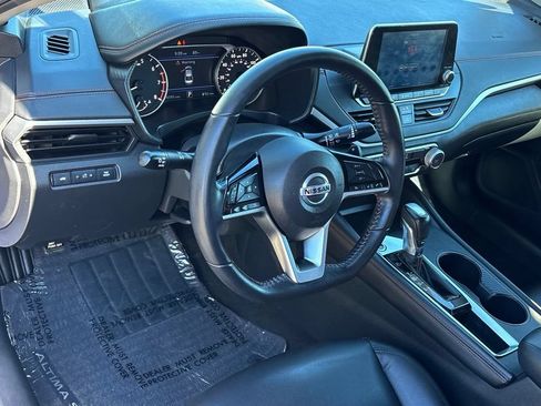 Used 2020 Nissan Altima 2.5 SR FWD image 15