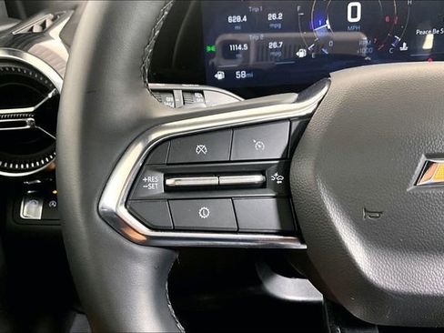 Used 2025 Chevrolet Equinox LT FWD image 17