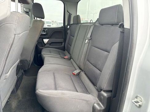 Used 2018 Chevrolet Silverado 1500 LT image 23