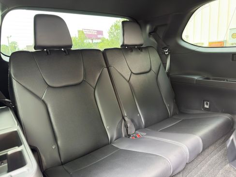 Used 2025 Lexus TX 500h AWD w/ Technology Package image 39