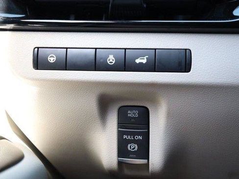 Certified 2025 Nissan Murano SL AWD/4WD image 22