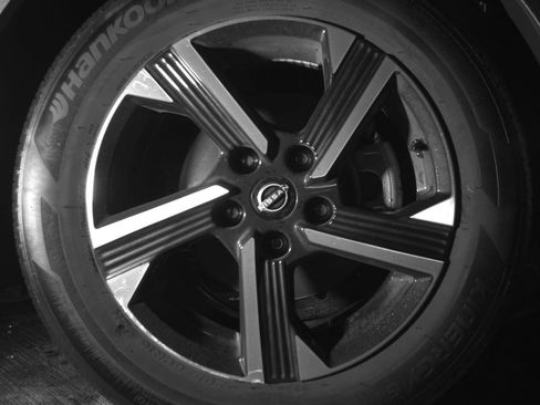Used 2025 Nissan Sentra SV FWD image 16