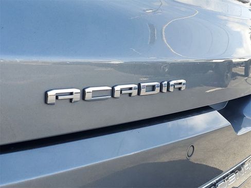 Used 2021 GMC Acadia Denali w/ Denali Ultimate Package image 5