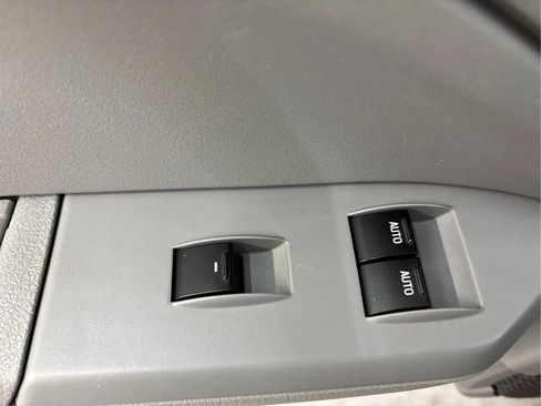 Used 2007 Ford Mustang Premium RWD image 36