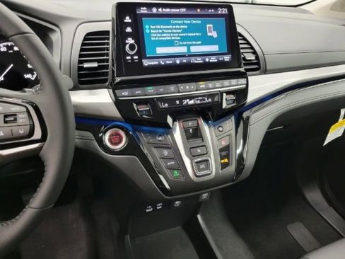 New 2026 Honda Odyssey Touring image 39
