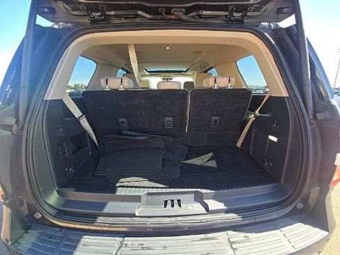 Used 2024 Ford Expedition Limited RWD image 12