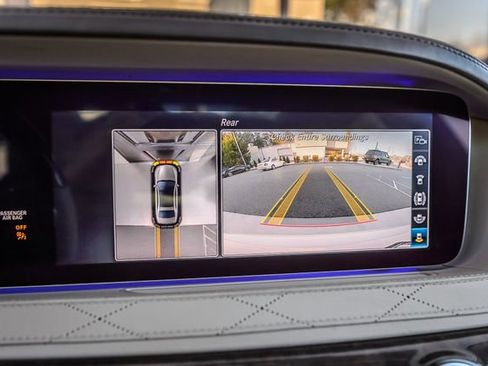 Used 2018 Mercedes-Benz S 560 Sedan image 20