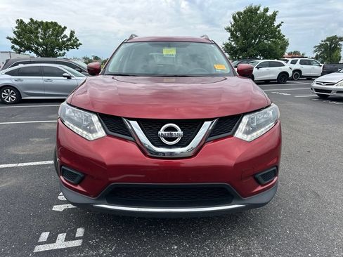 Used 2016 Nissan Rogue SV FWD image 2