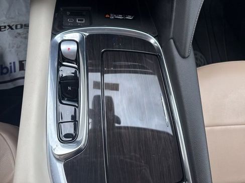 Used 2022 Buick Enclave Essence w/ Sound and Sites Package image 21