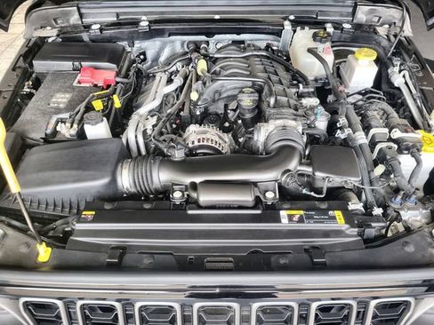 Used 2025 Jeep Gladiator Sport AWD/4WD image 26