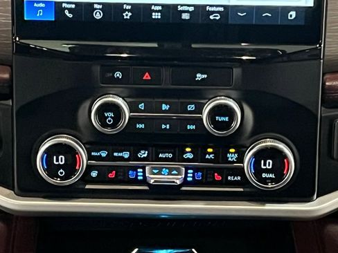 Certified 2024 Ford Expedition Max Limited image 25