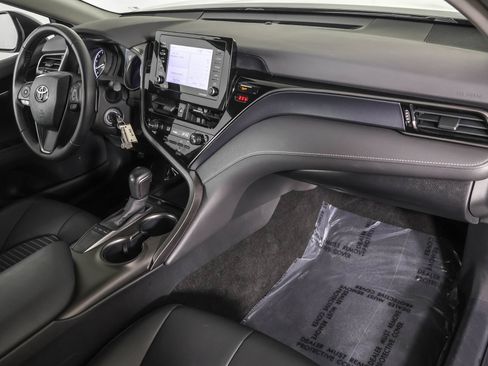 Used 2022 Toyota Camry SE FWD image 41