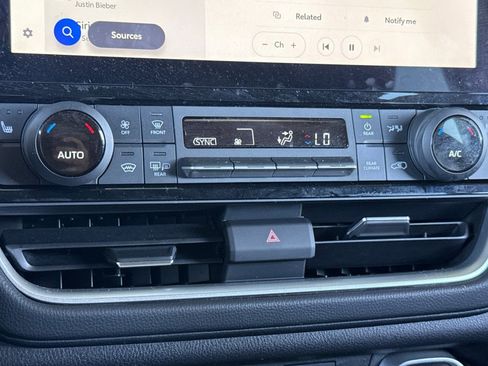 Certified 2025 Toyota Grand Highlander LE image 24