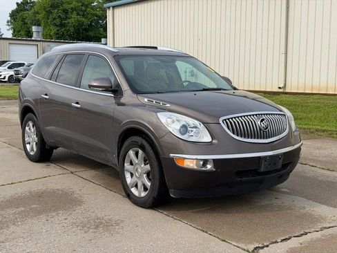 Used 2010 Buick Enclave CXL w/ Trailering Provision Package FWD image 1