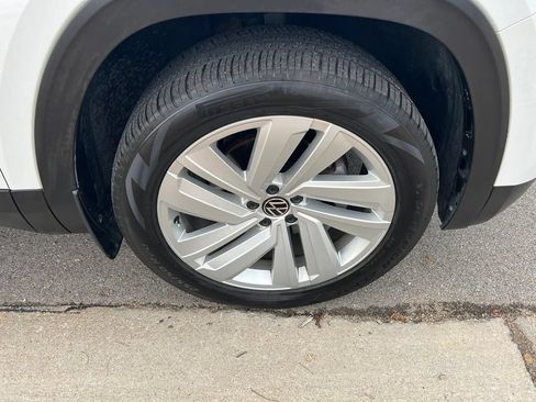 Used 2021 Volkswagen Atlas Cross Sport SE w/ Panoramic Sunroof Package AWD/4WD image 12