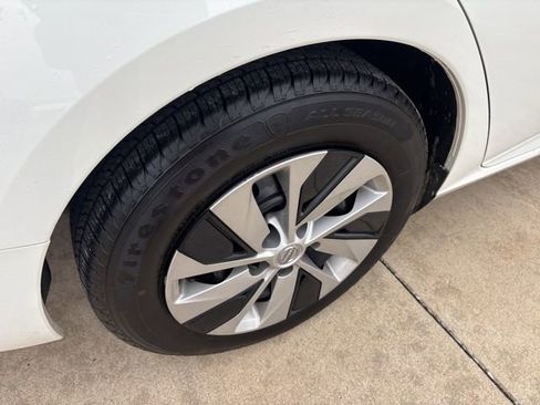 Used 2022 Nissan Altima 2.5 S image 9