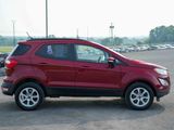 Used 2022 Ford EcoSport SE w/ SE Convenience Package image 4