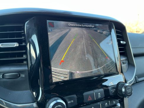 Used 2022 RAM 2500 Laramie image 17