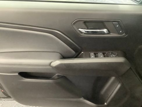 Used 2024 GMC Canyon Elevation w/ Convenience Package AWD/4WD image 9