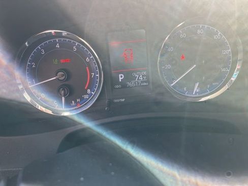 Used 2017 Toyota Corolla LE w/ Carpet Mat Package (TMS) image 11