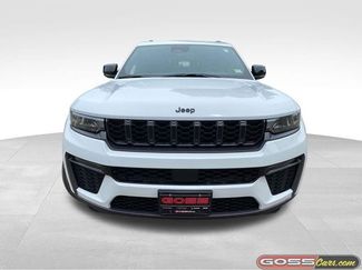 New 2026 Jeep Grand Cherokee L Limited AWD/4WD video 2