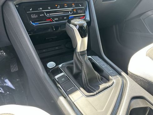 New 2026 Volkswagen Taos SE image 20