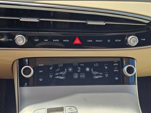New 2026 Genesis GV70 2.5T Advanced AWD/4WD image 16