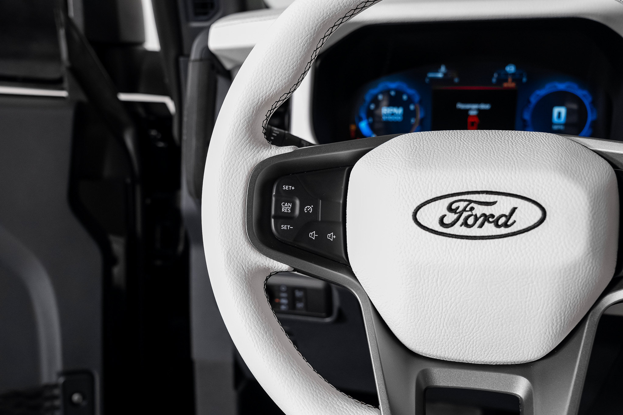Used 2025 Ford Bronco 2-Door AWD/4WD image 40
