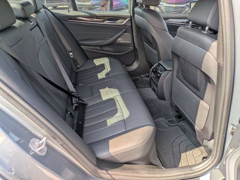 Used 2023 BMW 530i w/ M Sport Package RWD image 21