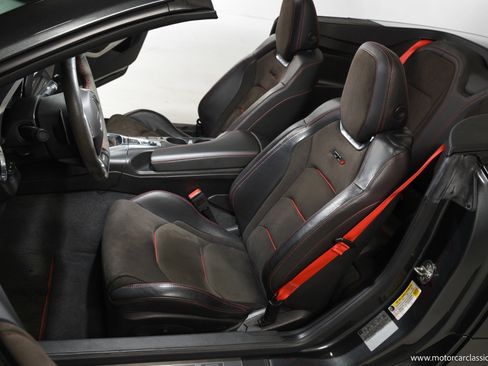 Used 2017 Chevrolet Camaro ZL1 RWD image 31